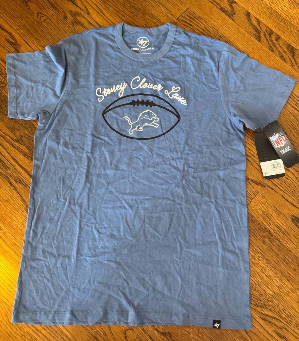 47 Brand Detroit Lions Stoney Clover Lane T-Shirt Size M Cadet Blue